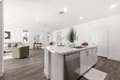 5717 Tournament Ct, Tracy, CA 95377 - Photo 13