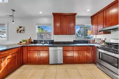 4471 Tulip Ave, Oakland, CA 94619 - Photo 19