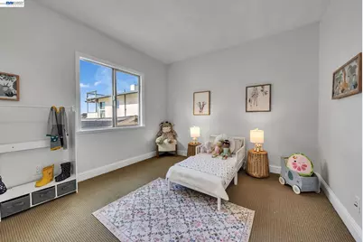 4471 Tulip Ave, Oakland, CA 94619 - Photo 23