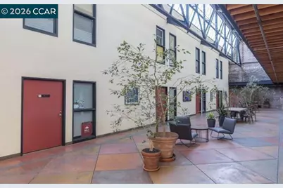 730 29th St, Oakland, CA 94609 - Photo 3