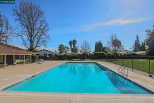 61 Meadowbrook Cir, Pittsburg, CA 94565 - Photo 23