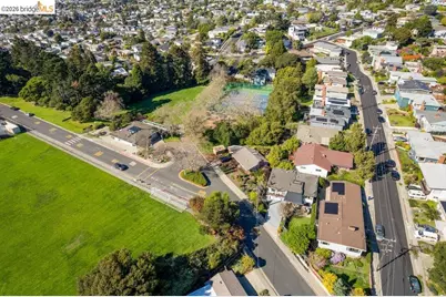 6715 Canyon Trail, El Cerrito, CA 94530 - Photo 43