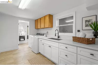 6715 Canyon Trail, El Cerrito, CA 94530 - Photo 35