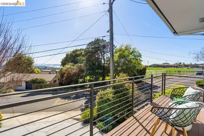 6715 Canyon Trail, El Cerrito, CA 94530 - Photo 15