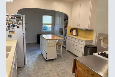 1024 Elsinore Ave, Oakland, CA 94602 - Photo 21