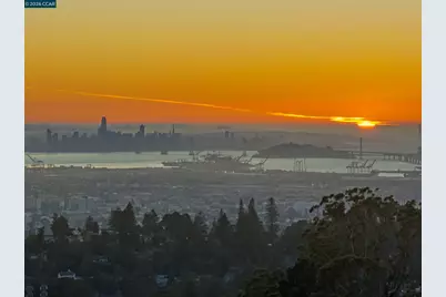 2633 Chelsea Dr, Oakland, CA 94611 - Photo 13