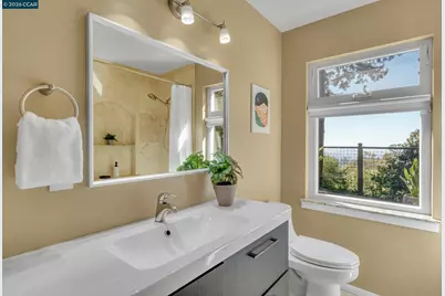 2633 Chelsea Dr, Oakland, CA 94611 - Photo 23
