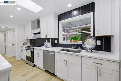 209 Gerry Ct, Walnut Creek, CA 94596 - Photo 17