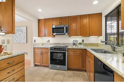 35 Leonard Ct, Alameda, CA 94502 - Photo 9