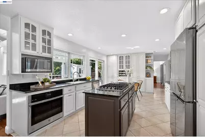 7326 Hillsdale Dr, Pleasanton, CA 94588 - Photo 13