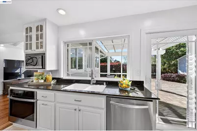 7326 Hillsdale Dr, Pleasanton, CA 94588 - Photo 15