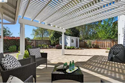 7326 Hillsdale Dr, Pleasanton, CA 94588 - Photo 31