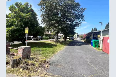 21335 Hathaway Ave, Hayward, CA 94541 - Photo 5