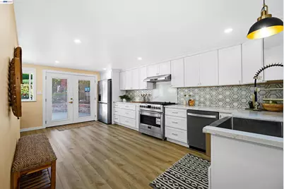 18522 Madison Ave, Castro Valley, CA 94546 - Photo 19