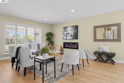 24839 Townsend Ave, Hayward, CA 94544 - Photo 9