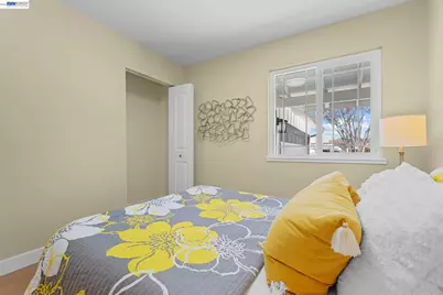 24839 Townsend Ave, Hayward, CA 94544 - Photo 21