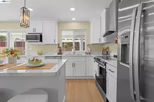 24839 Townsend Ave, Hayward, CA 94544 - Photo 17