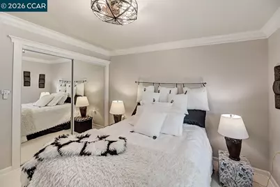 1184 Rockledge Ln #5, Walnut Creek, CA 94595 - Photo 15