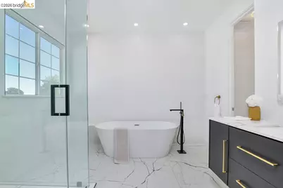 115 Delta Vista Ln, Pittsburg, CA 94565 - Photo 25