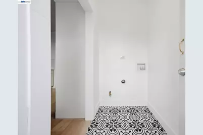 661 Brookwood Pl, Oakland, CA 94610 - Photo 35