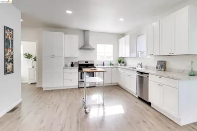 1978 Rosedale Ave, Oakland, CA 94601 - Photo 7