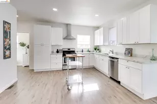 1978 Rosedale Ave, Oakland, CA 94601 - Photo 7