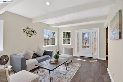 320 Monmouth Dr, Milpitas, CA 95035 - Photo 1