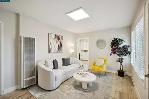 7700 Garfield Ave, Oakland, CA 94605 - Photo 3