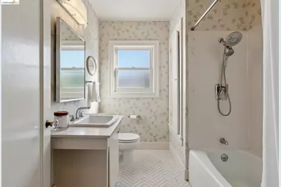 1210 Everett Ave, Oakland, CA 94602 - Photo 25