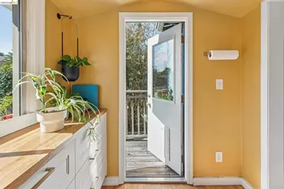 6004 Orchard Ave, Richmond, CA 94804 - Photo 27