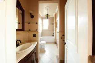 1655 12th St, Oakland, CA 94607 - Photo 49