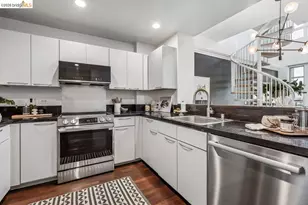 1 Lakeside Dr, Oakland, CA 94612 - Photo 15