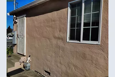 2856 15th St, San Pablo, CA 94806 - Photo 3