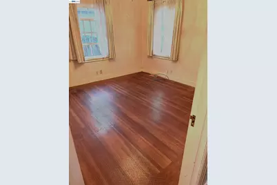 339 Hobart Ave, San Mateo, CA 94402 - Photo 23