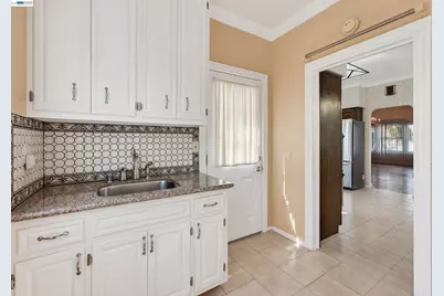 339 Hobart Ave, San Mateo, CA 94402 - Photo 19