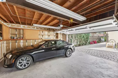 339 Hobart Ave, San Mateo, CA 94402 - Photo 25