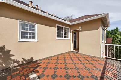 339 Hobart Ave, San Mateo, CA 94402 - Photo 29