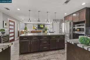 625 Bernal Ave, Sunnyvale, CA 94085 - Photo 7