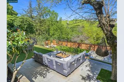 100 Hillcroft Way, Walnut Creek, CA 94597 - Photo 15