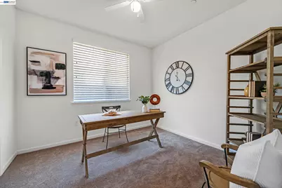 8219 Brookhaven Cir, Discovery Bay, CA 94505 - Photo 17