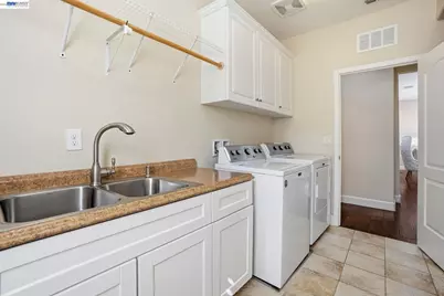 2610 Brookshire St, Brentwood, CA 94513 - Photo 37