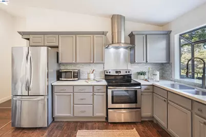 232 Race St, San Jose, CA 95126 - Photo 7