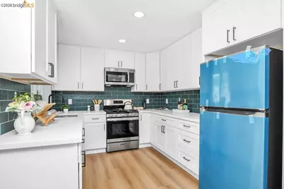 1012 Pine St, Vallejo, CA 94590 - Photo 7