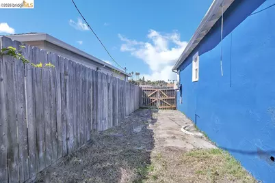 1012 Pine St, Vallejo, CA 94590 - Photo 15