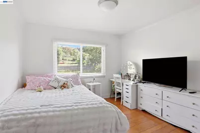 1233 Benedict Ct, San Leandro, CA 94577 - Photo 27