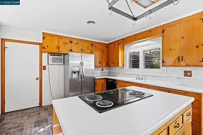 1174 Saint Francis Dr, Concord, CA 94518 - Photo 25