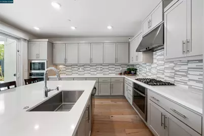 6274 Carousel Ave, Tracy, CA 95377 - Photo 13