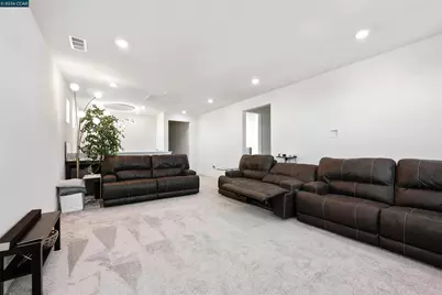 6274 Carousel Ave, Tracy, CA 95377 - Photo 19