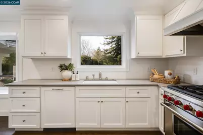 173 Belgian Dr, Danville, CA 94526 - Photo 9