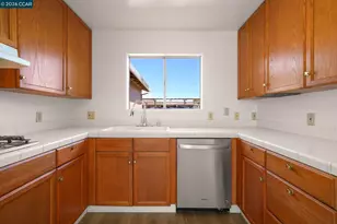 1125 Jensen Dr, Pittsburg, CA 94565 - Photo 9